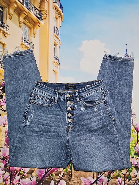 Judy Blue Denim - Judy Blue 5 Button Distressed High Waisted Boyfriend Jeans Size 3/26